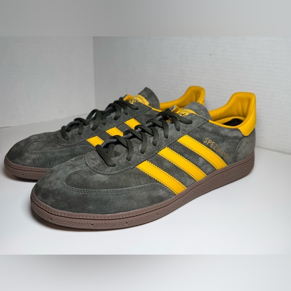 🔥RARE Adidas Handball Spezial Night Cargo Tribe Yellow Adidas - Picture 16 of 16